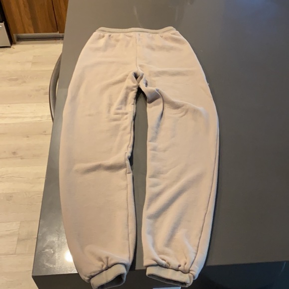 Mistress Rocks Nude Sweats - Picture 4 of 4